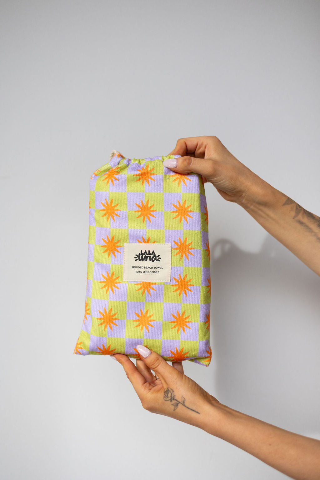 "JAGGER" Hooded Towel