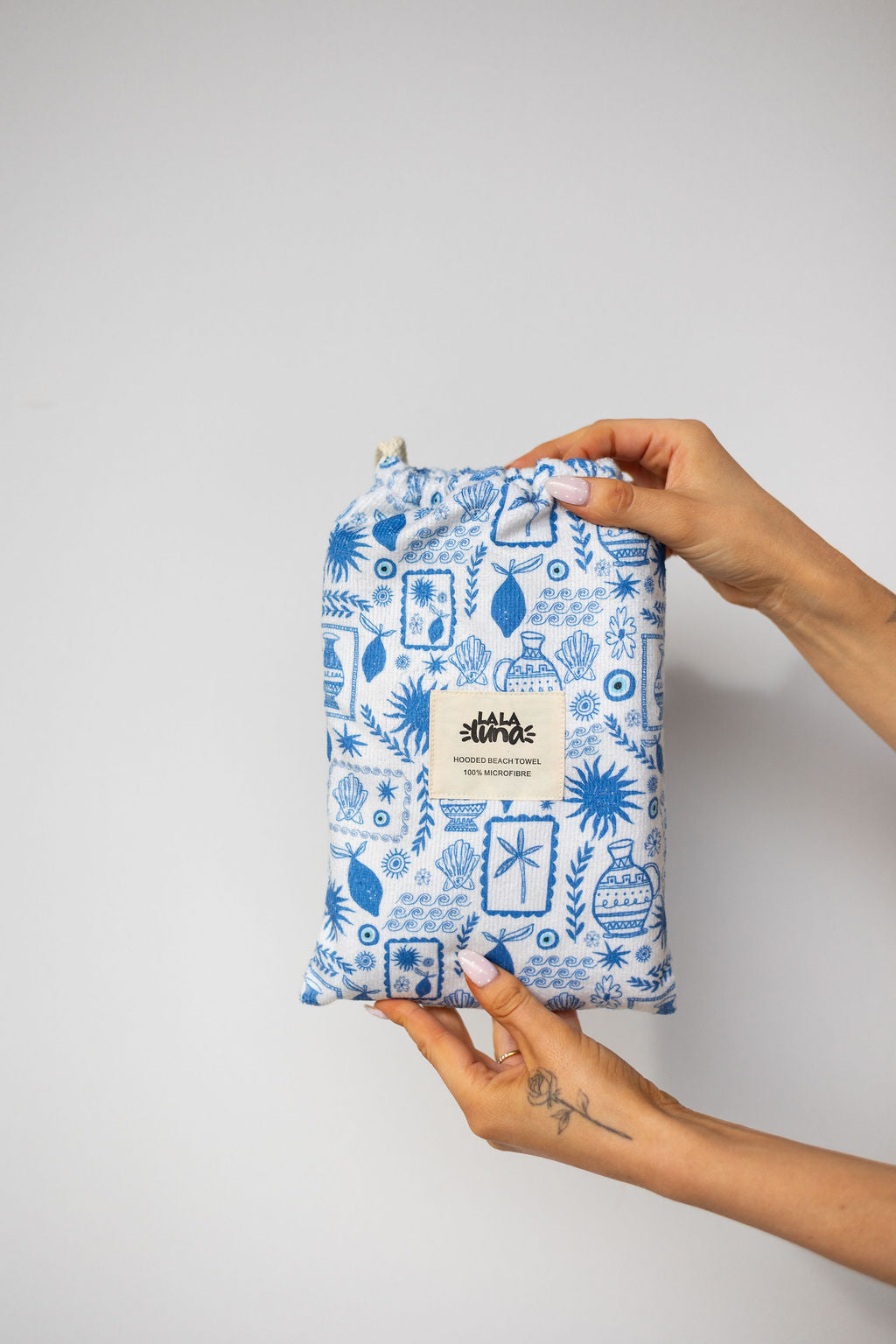 "ATLAS" Hooded Towel