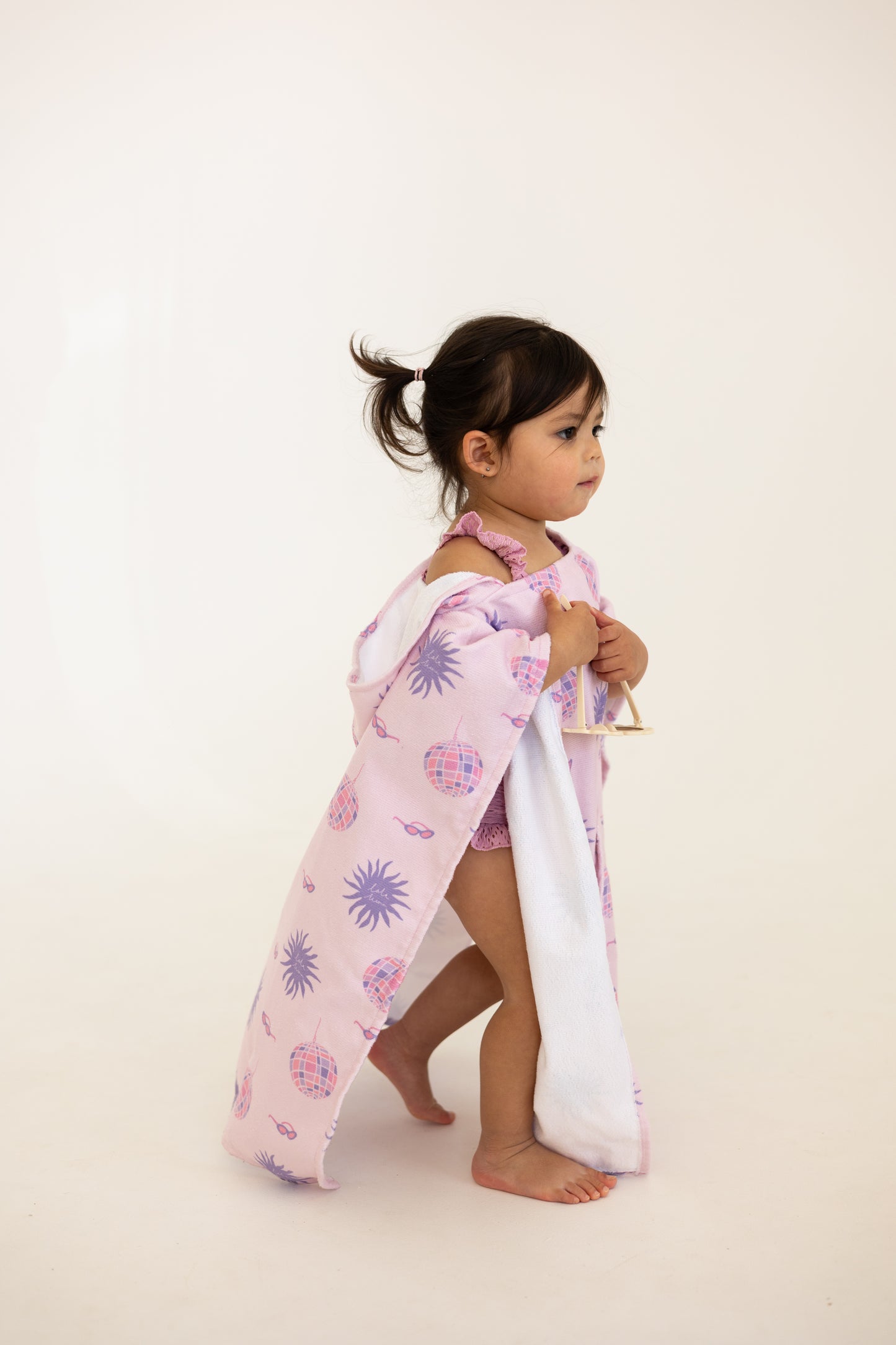 "TULLY" Hooded Towel