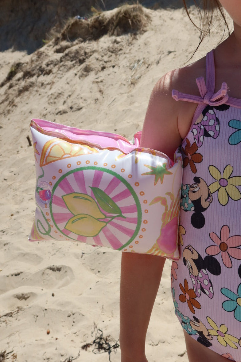 Inflatable arm band "PIA"