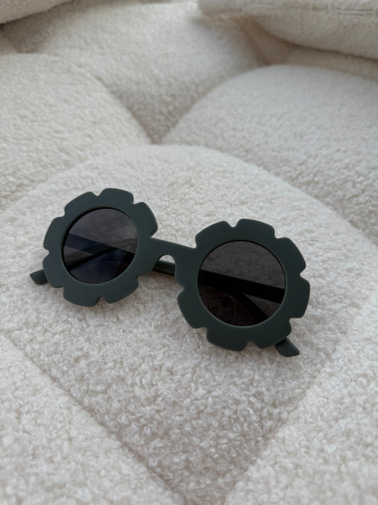 "Olivia" Sunglasses Khaki
