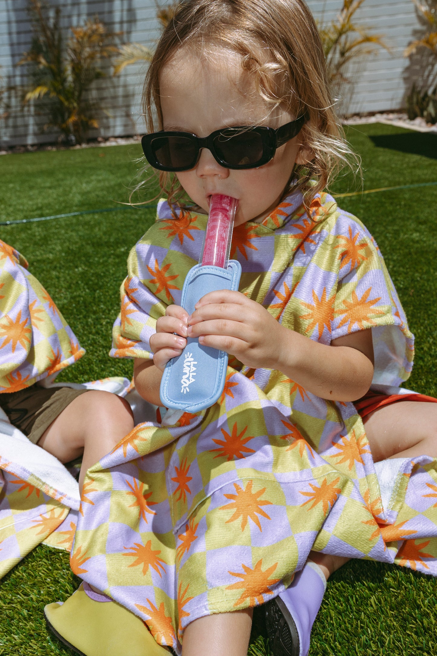 "JAGGER" Hooded Towel