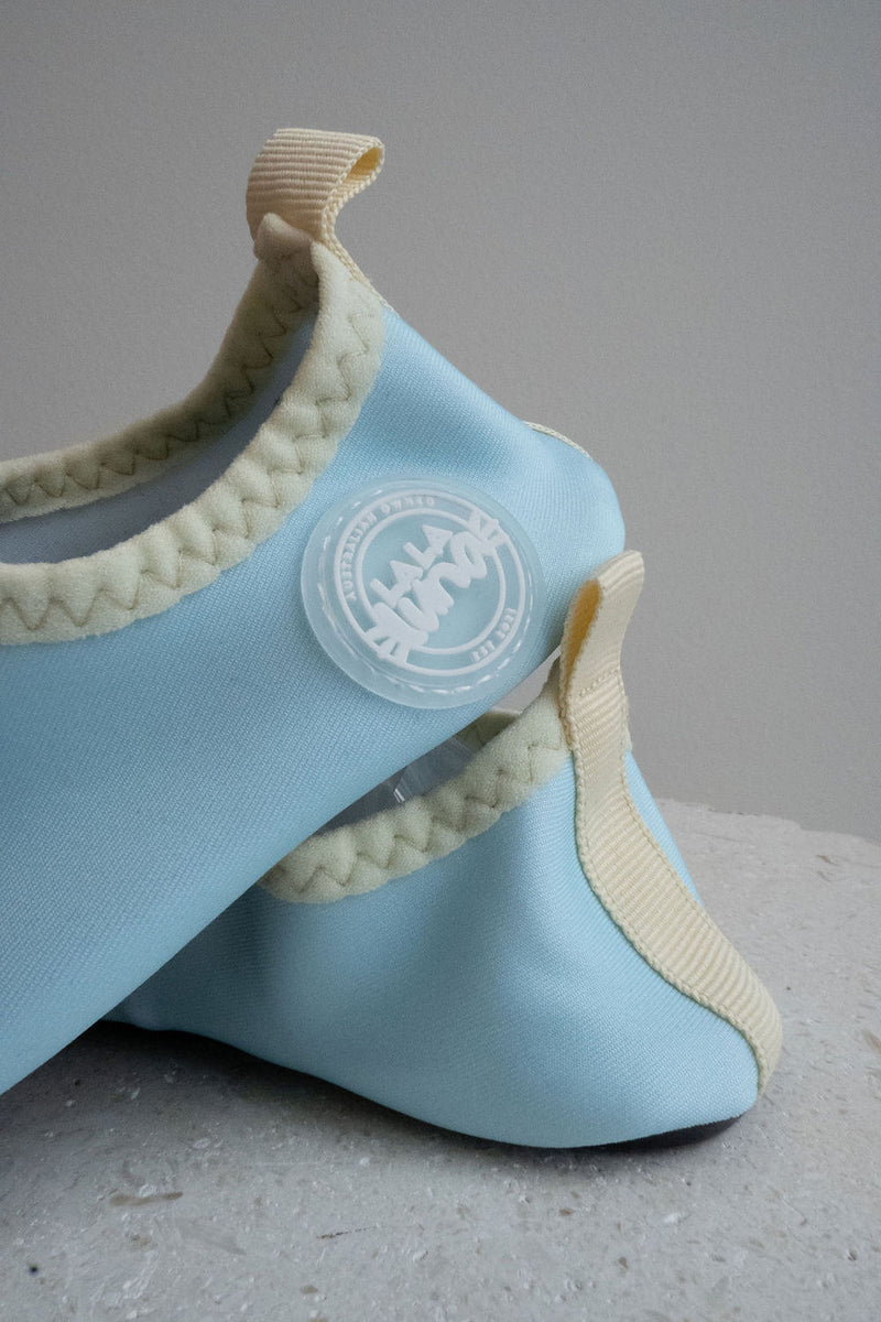 "Bubblegum" Water shoes